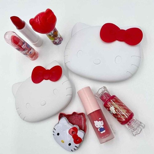 Impressions Vanity Hello Kitty Compact Mirror with Adjustable Brightness, Touch Sensor and Rechargeable Travel Makeup Mirror for Purse