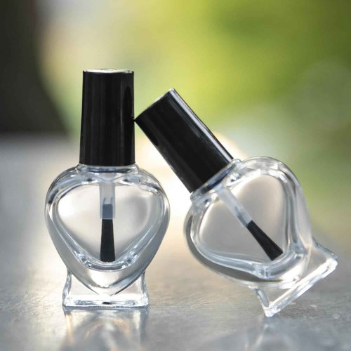 Agidea Empty Nail Polish Bottles Heart Shape, Empty Fingernail Polish Vials Containers Sample Bottles with Brush and Mixing Balls and Funnel for Nail Art Travel Size Pack of 6 (10ML)