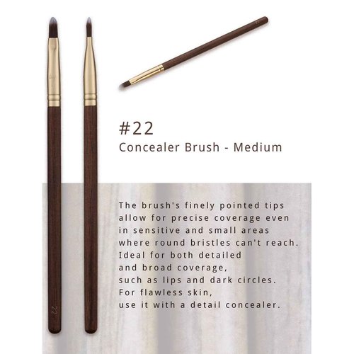 [SOO ADOR] BY MAENG #22 Concealer Brush (Medium) - Precision Tool for Covering Imperfections and Enhancing Skin Tone | Designed by K-Pop Makeup Artist Maeng | Makeup Brush Base Brush