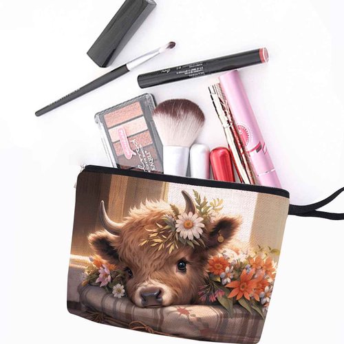 Highland Cow Floral Makeup Bag, Country Stuff Highland Cow Gifts for Women Country Girls Cowgirl Gift Cute Cosmetic Bags Zipper Pouch Western Stuff Floral Travel Bag Graduation Birthday Gifts