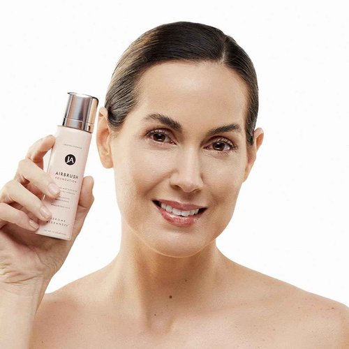 MagicMinerals AirBrush Foundation Set by Jerome Alexander – 3pc Set Includes Primer, Foundation and Kabuki Brush - Spray Makeup with Anti-aging Ingredients for Smooth Radiant Skin (Bright Medium)