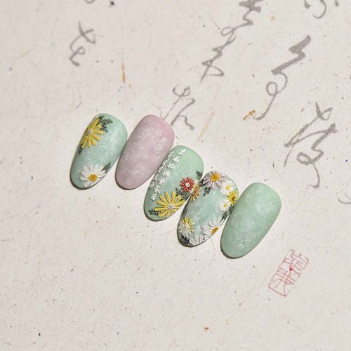Colorful Daisy Nail Art Stickers 5D Embossed Daisy Nail Stickers Self Adhesive Cute Flower Nails Decals White Floral Design Sticker Spring Summer Nails Supplies for Women DIY Manicure