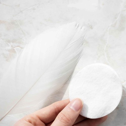 Golden Brows Premium After Care Cotton Pads | Fragrance Free Plant-Based Rounds for Face & Skin | Gentle Makeup Remover Wipes & Post-Procedure Care Essentials – 25 Pack