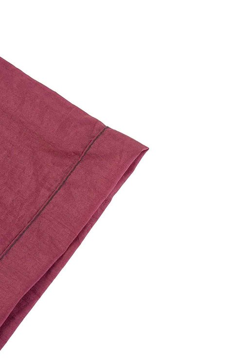 Betty Dain Premier Barber Jacket, Soft, Lightweight, Water Resistant Nylon Repels Hair, Zippered Front, Two Angled Lower Pockets with Zippered Bottoms, Angled Chest Pocket, Burgundy, 5X