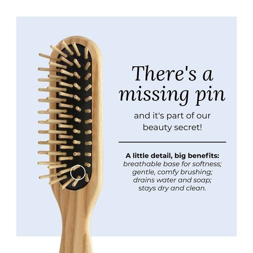 TEK – Rectangular Wooden Hair Brush with Short Rounded Teeth in Natural Ash Wood, Handmade in Italy – Ideal for Styling, Detangling, and Daily Care of Short, Fine, or Delicate Hair – 22 x 4 cm