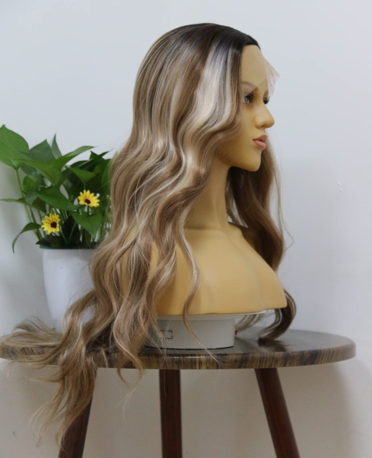 MSMYRNS Body Wave Synthetic Wig Highlight Brown and Platinum Blonde Mixed Colorful Wig with Dark Roots Ombre Lace Front Wig For Girls Heat Resistant Fibers Long Wavy Curly Hair