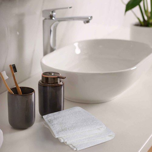Softolle 100% Cotton Washcloths 60 Pack (12x12 Inches) Soft, Highly Absorbent Washcloth, Face Towels, Wash Cloths for Face, Ring Spun, Bulk Pack (White)