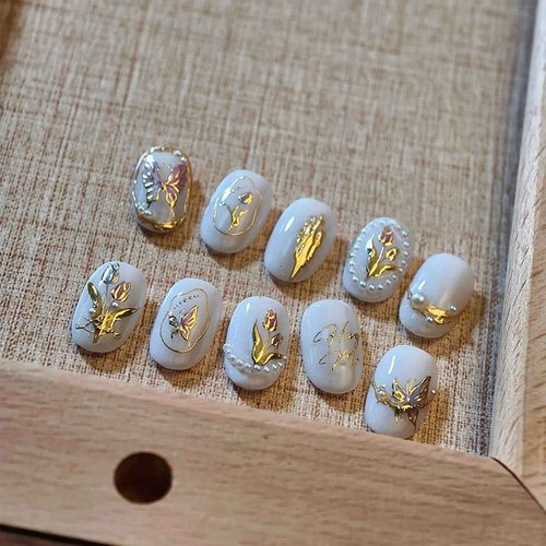 1 Sheets Spring Nail Decals for Nail Art Bronzing Flower Nail Art Stickers Self-Adhesive Butterfly Nail Decals Gold Butterfly Floral Nail Design Decals for Women Nail Supplies
