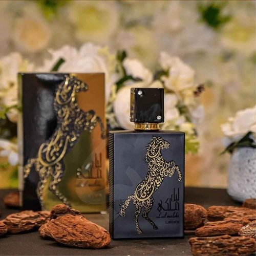 Lattafa Lail Maleki EDP (Eau de Parfum) I Warm, fruity notes, spices and citrus with Flowers and Wood I Wonderfully sensual perfume I Perfumes (Lail Maleki - 30 ML)