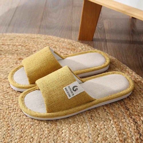 CYlovinho Womens Slipper Home Slippers,4 Pairs Spa Slippers Non Slip Disposable Slippers for Guest Washable Bedroom Slippers Hotel Slipper Travel Slippers