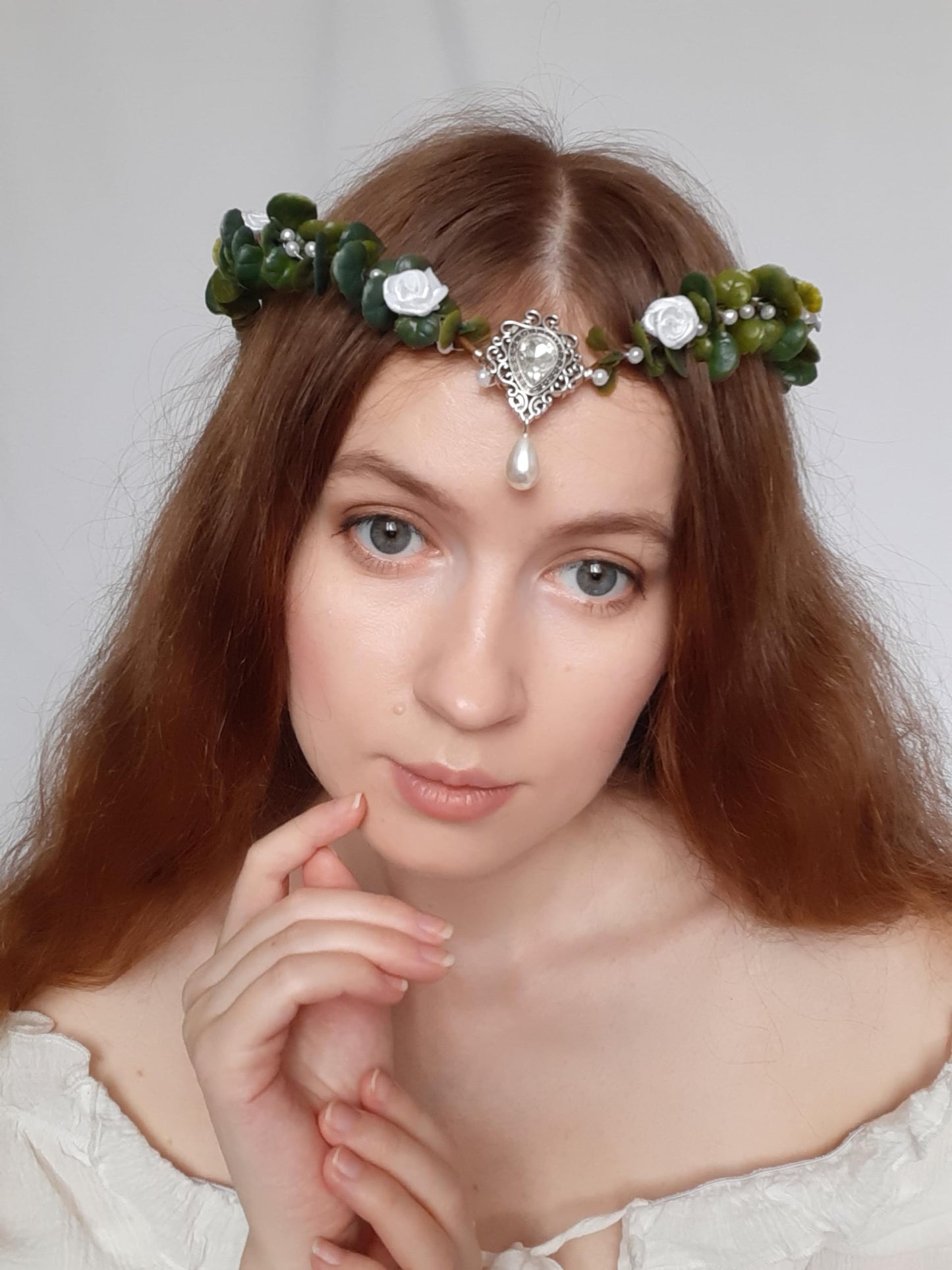 MOSTORY Handmade Green Fairy Flower Crown Woodland Floral Headband Forest Leaf Headpiece Elven Circlet for Wedding for Women Girls Ren Fair Cosplay Party Maternity Shoot Bridal Shower