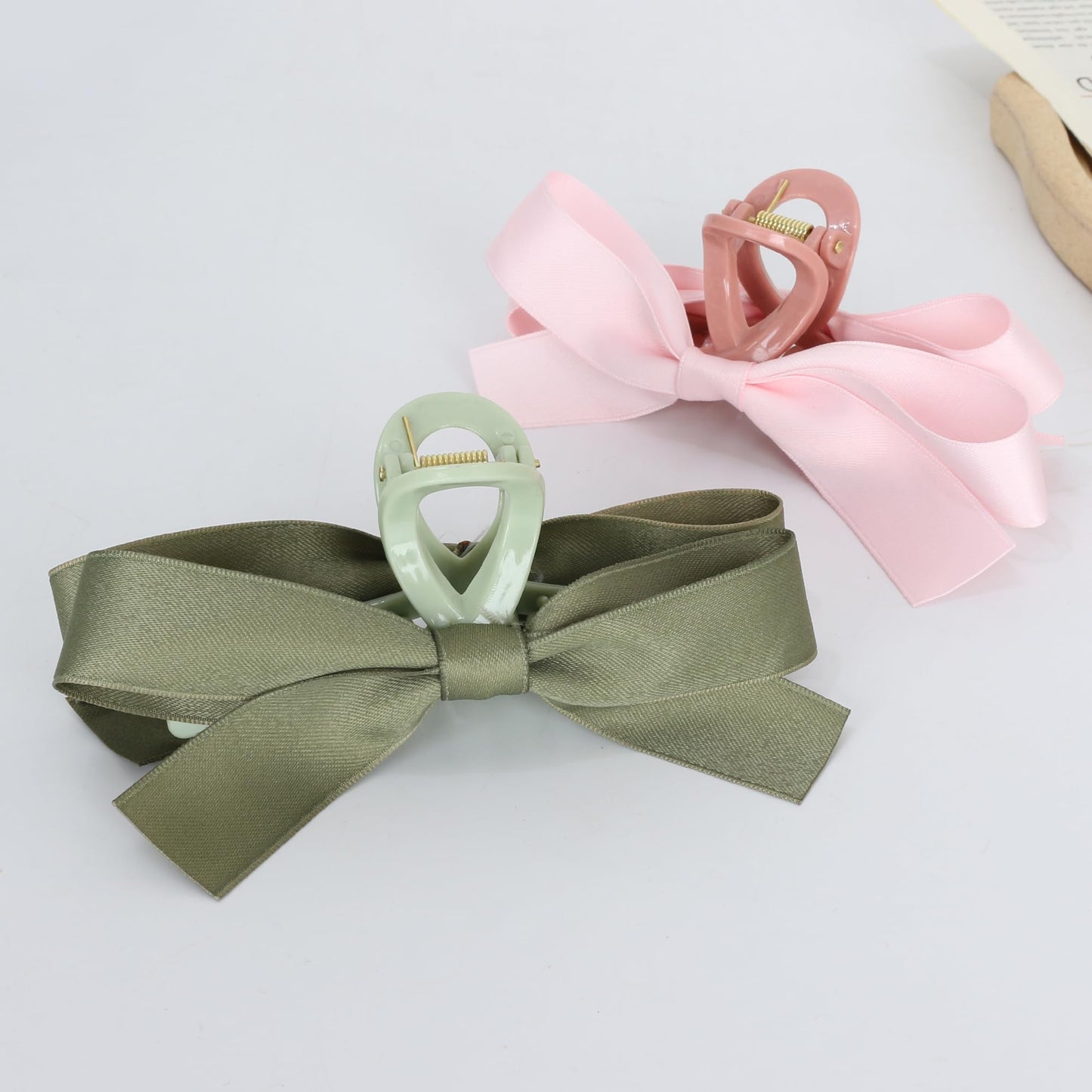 FAELBATY Bow Hair Claw Clips, Bow Knot Hair Claw Clips for Women, Silky Satin Bow Hair Clips for Girls, Big Claw Clips with Bow for Thin Thick Curly Hair, Bows Bowknot Hair Accessories 4 Pcs