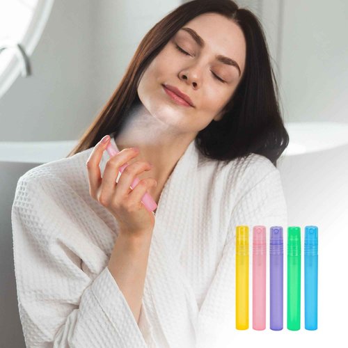 Axigundaone 80 Pcs 10 ml Plastic Perfume Bottles, Fine Mist Spray Bottle Empty, Plastic Perfume Bottles for Travel Makeup (Colorful)