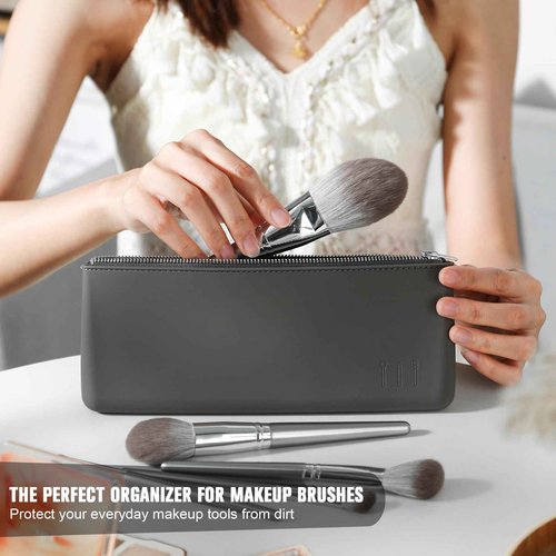 FERYES Silicone Makeup Brush Bag – Elegant Cosmetic Brushes Pouch Bag with YKK Zipper, Travel Makeup Tools Organizer Bag -Light Brown