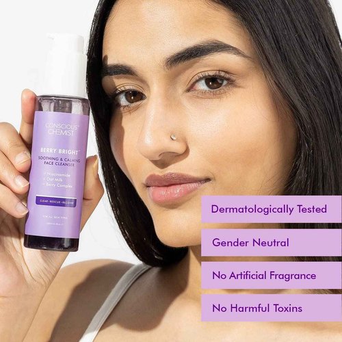 Conscious Chemist® Niacinamide Face Wash | 100ml | Pore Refining Brightening Cleanser for Women & Men with BlueBerry & AcaiBerry Extracts, Bright Clear Skin, Cruelty Free, All Skin Type - Berry Bright