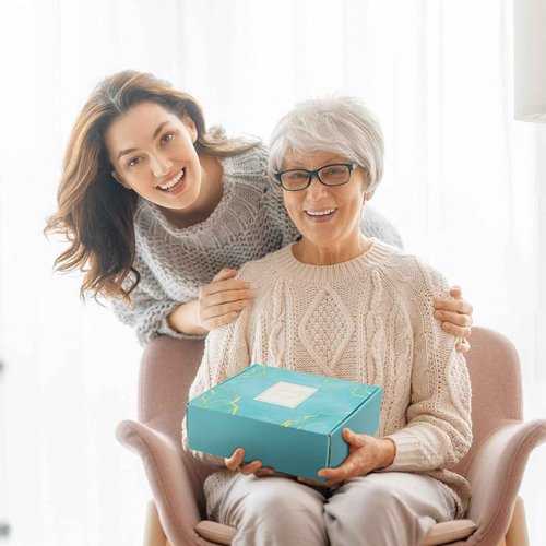 Uwingess Retirement Gift for Woman,Best Cool Retirement Gifts for Coworker Teacher Nurses Boss Friends Mom Grandma Retirees, Funny Retired Gifts
