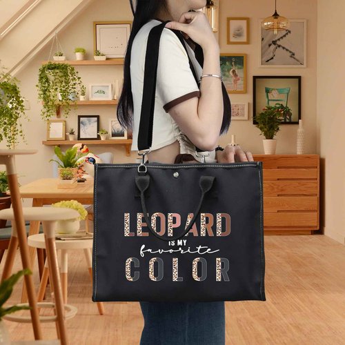 BWKTOP Leopard Lovers Cosmetic Makeup Bag - Leopard Fans Gifts - Zipper Pouch Bag For Women & Girls