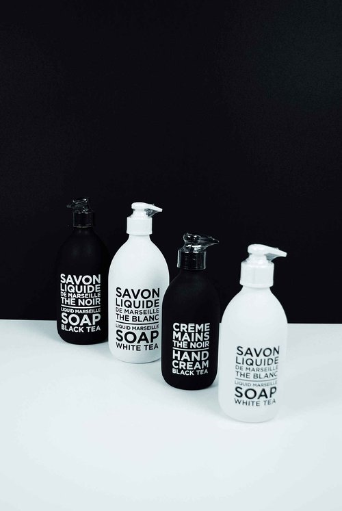 Compagnie de Provence Savon de Marseille Extra Pure Liquid Soap - Black Tea - 16.7 Fl Oz Glass Pump Bottle