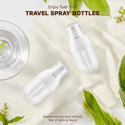 Small Spray Bottle, Fine Mist Mini Spray Bottles 1oz, Empty Plastic Travel SIze Stylist Sprayers Leak Proof Refillable Containers, for Toners Face Hair Perfume Skincare Cosmetics (Clear, 3Pcs)