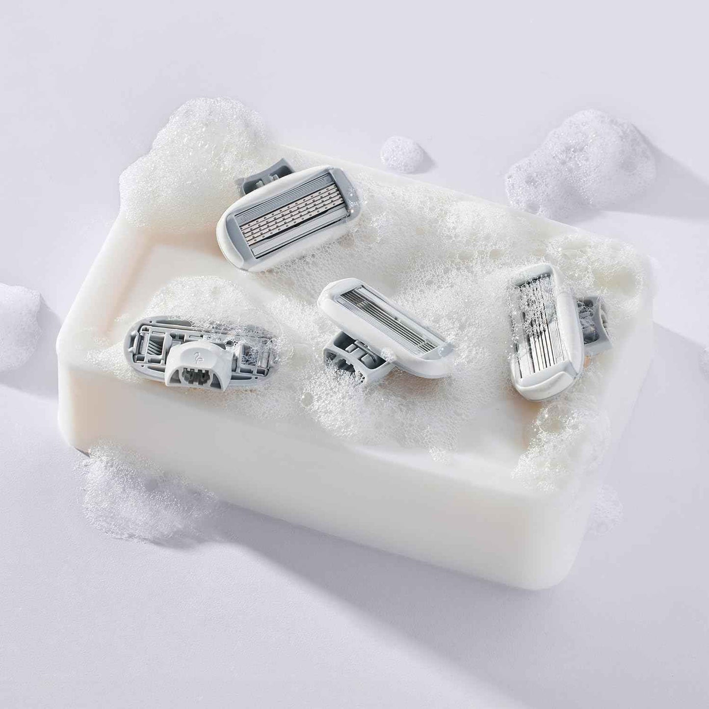 Flamingo Razors for Women, 1 Women's Razor Handle (Lilac), 13 Razor Five-Blade Refills, and 1 Shower Holder