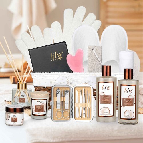 Coconut Vanilla Spa Gift Set for Women Christmas Gifts - Luxurious 28-Piece Body Care Collection, Moisturizing Bath & Body Basket Gift Set for Mother's Day, Birthday, Self Care Gift