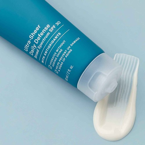 Paula's Choice SKIN BALANCING Ultra-Sheer Daily Defense SPF 30 Oil-Free Moisturizer, 2 Ounce Tube