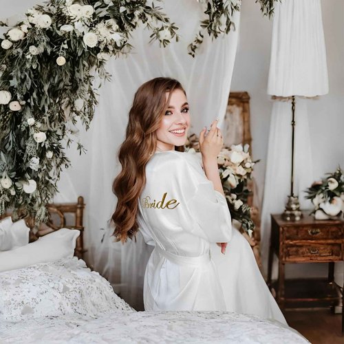 Hazms 3 Pcs Bride Robe for Wedding Day Set with Makeup Bag, Slippers, Lace Trim White Robe -Short Getting Ready Wedding Robes Bridesmaids Bride Gifts