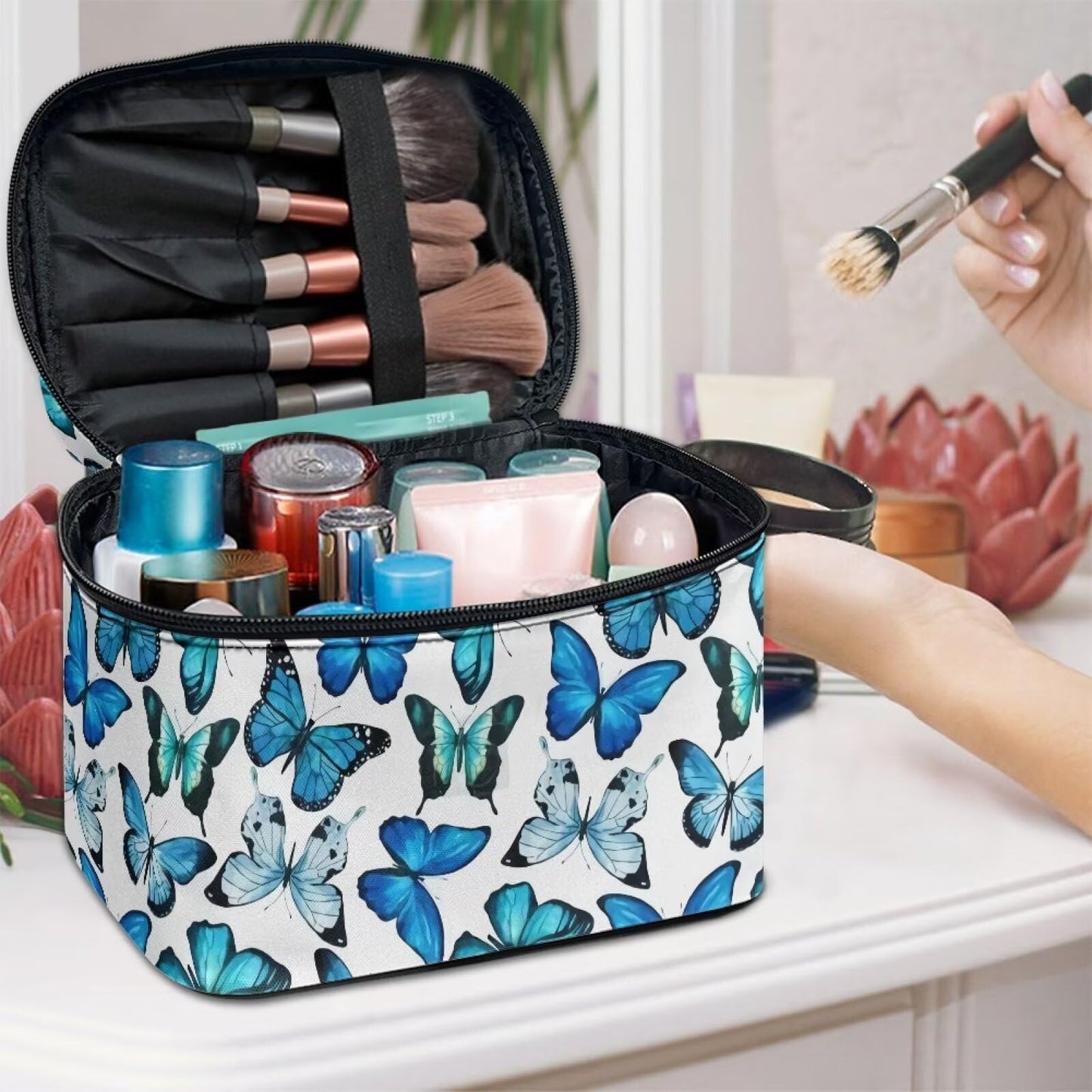 TOFRIMADE Butterflies Print Travel Makeup Bag for Women Cute Small Make Up Bags Teen Cosmetic Bag Toiletry Organizer Pouch Portable Zipper Cosmetic Skincare Case