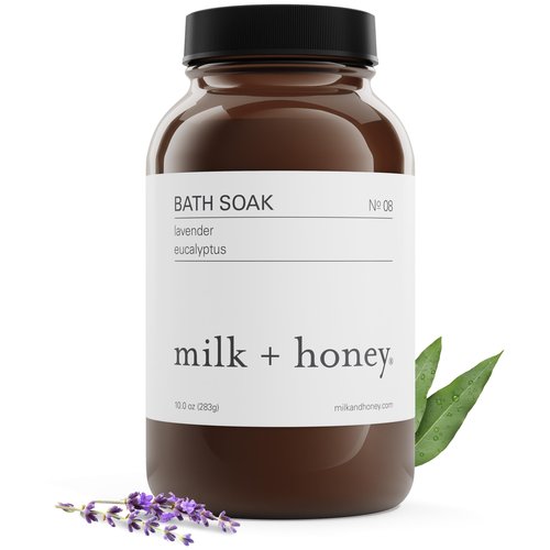 milk + honey No. 8 Calming Bath Soak – Moisturizing Epsom Salt with Lavender & Eucalyptus – Relaxing Aromatherapy Soak for Sore Muscles, Dry Skin & Stress Relief – 10 oz