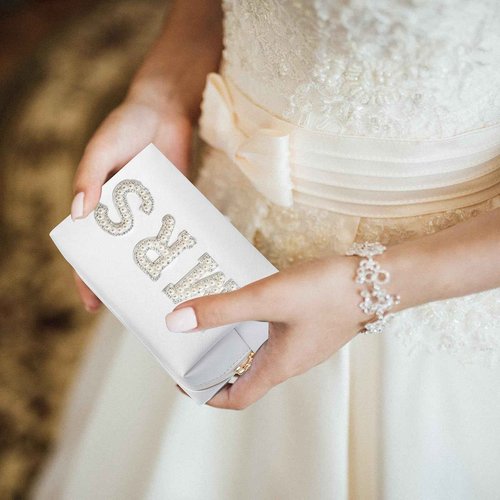 Bride Makeup Bag, Bride Patch MRS Cosmetic Bag, Pearl Rhinestone Letter Toiletry Bag, Wedding Bag, Portable PU Leather Waterproof Zipper Pouch, Bride Gift, Bridal Shower Gift, Engagement Gift