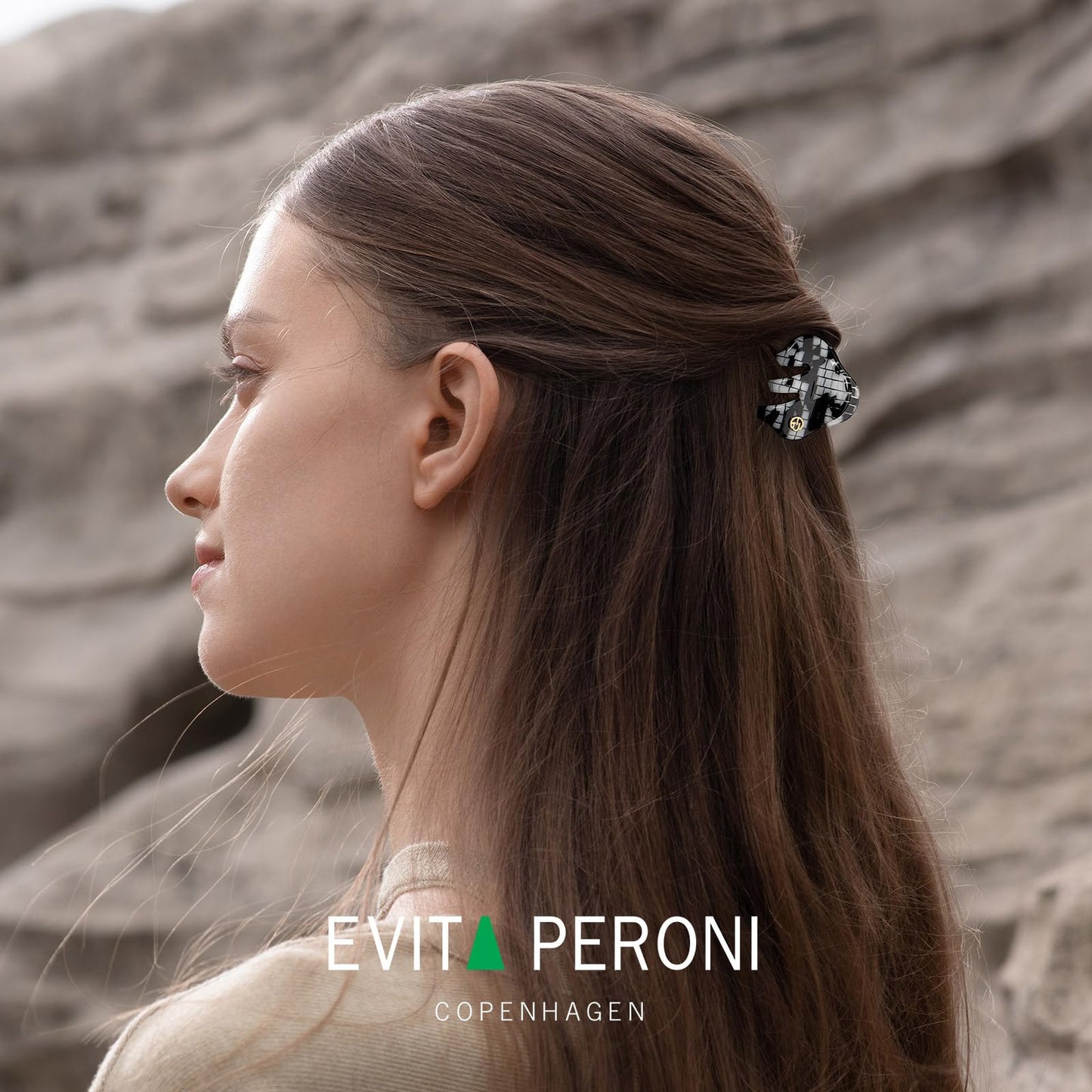 EVITA PERONI Hair Clip, Classic Small Claw Clip, Colorful Mini Hair Clips Acetate version