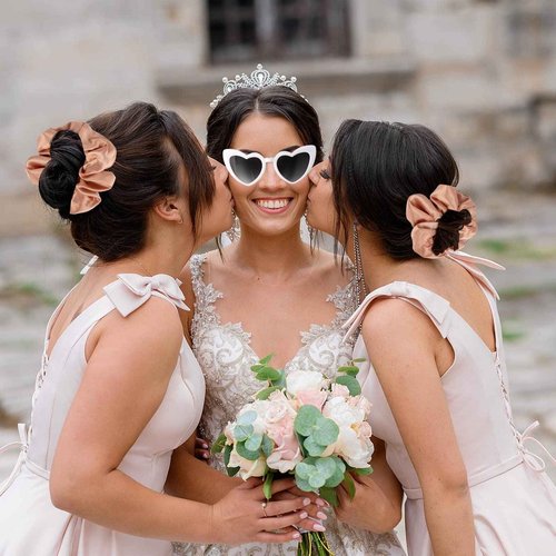Loanzeg 24PCS Bridesmaid Scrunchies Proposal Gifts 4.1 Inch Square Set of 12 Bachelorette Hair Claw Clips ideas Bridal Shower Gift for Wedding Party Favors (Pink)