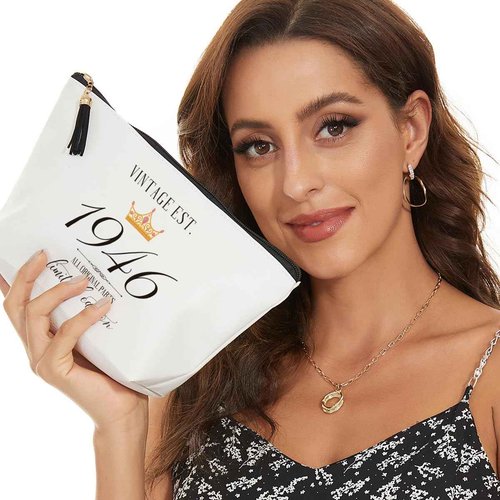 Pykfrhh 80th Birthday Gift Women Friendship Best Friend Gift Grandma Mom Sister Aunt Funny Cosmetic Bag Travel Amenity Bag Makes The World a Better Place Since 1946 Birthday Gift from Grand.