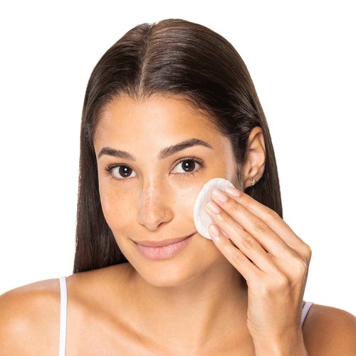 Neutrogena Skin Perfecting Daily Liquid Facial Exfoliant with 9% AHA/PHA Blend for Normal & Combination Skin, Smoothing & Brightening Leave-On Exfoliator, Oil- & Fragrance-Free, 4 fl. oz