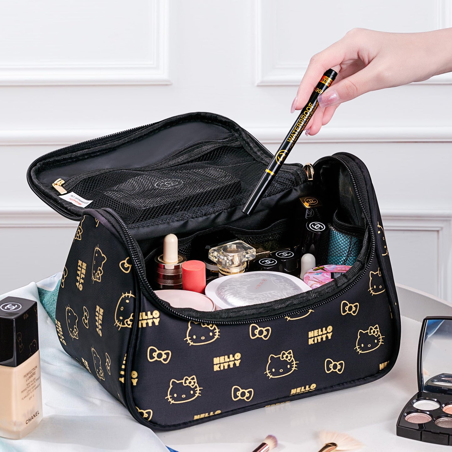 BeautyTimes Large Makeup Bag Travel Cosmetic Bags with Handle Storage Bag Brush Zipper Case Organizer for Women (Black-C)