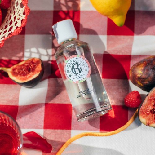 Roger&Gallet Beneficial Perfumed Water 100 ml - Parfum Femme with Relaxing Properties - Women's Perfume with Natural Fig Extract - Relaxing Fragrance for Women - Natural Origin - Fleur de Figuier