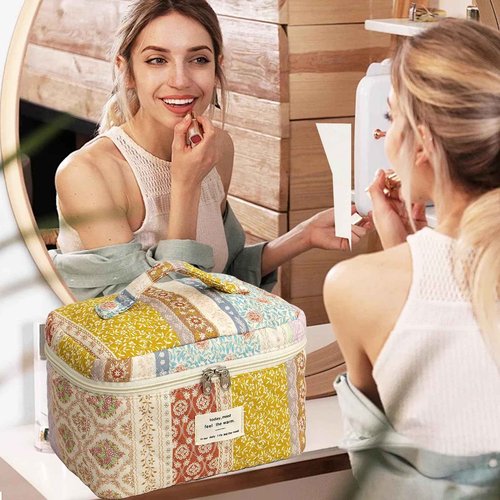 AMULOKRU Quilted Makeup Bag, Large Makeup Bag, Cute Cosmetic Bag for Women Girls, Floral Coquette Aesthetic Patchwork Travel Toiletry Make Up Organizer Bag