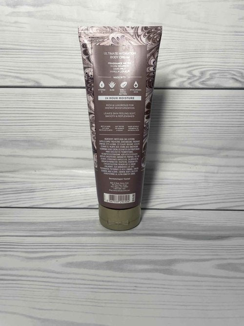 Bath and Body Works Cozy Vanilla Bourbon Body Cream, 8 oz, Pack of 2