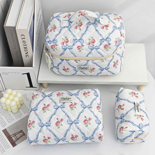kingkiss Makeup Bag, Quilted Cosmetic Bag, Large Capacity Make Up Bag for Women, Cute Floral Storage Toiletry Bag Travel Storage Makeup Bag(Blue)