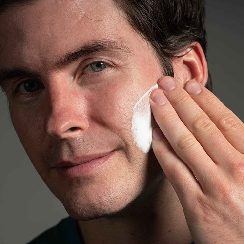 Anthony All-Purpose Facial Moisturizer – Men’s Hydrating Lotion for Dry Skin – Lightweight, Non-Comedogenic, Anti-Aging Formula – 3 Fl Oz