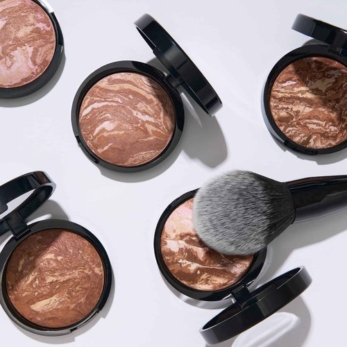 LAURA GELLER NEW YORK Baked Bronze-n-Brighten Bronzer Powder - Medium and Classic Bronzer Makeup Brush - Vegan Bristles
