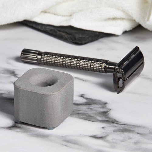 TTO Double Edge Safety Razor Long Handle with Razor Stand and 10 Blades + Mini Cleaning Brush Manual Wet Shaving Gift Set