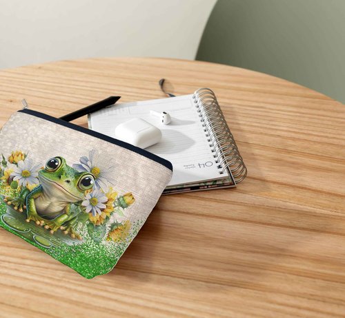 Ayxvt Frog Gifts Makeup Bag - Spring Frog Cosmetic Bags For Women, Daisy Sunflower Floral Makeup Bag, Frogs Gifts For Women, Gifts For Frog Lovers Women, Animal Lover Gift