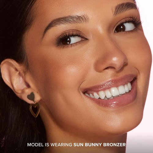Too Faced Sun Bunny Bronzer | Buildable Highlighter + Bronzer Duo for Luminous Glow and Sun-Kissed Finish, 0.28 Ounce