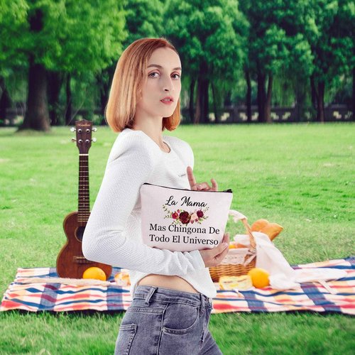 BLUPARK Mexican Mom Makeup Bag Mother's Day Gift La Mama Mas Chingona De Todo El Universo Cosmetic Bag for Spanish Mom (La Mama)