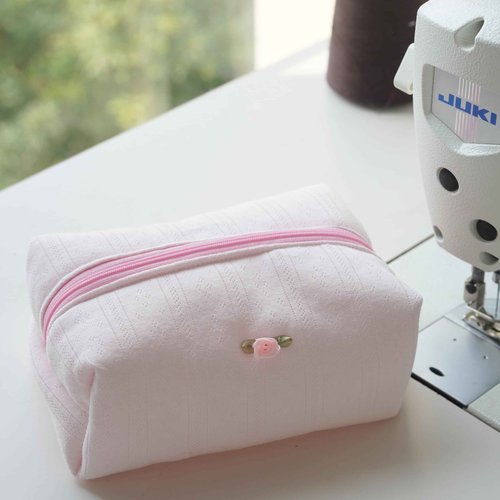 ZUNUONUO Handmade Quilted Cotton Makeup Bag for Women - Cute Cosmetic Pouch, Travel Toiletry & Make Up Organizer, Coquette Aesthetic Skincare Bag, Travel Essentials (Creamy Pink)