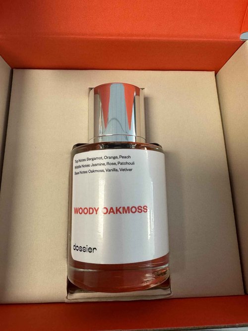 Dossier - Woody Oakmoss - Eau de Parfum - Perfume Luxury - Pure Infused - Paraben-Free - Vegan - For Women - Fragrance 1.7 Fl oz (Spray 50ml)