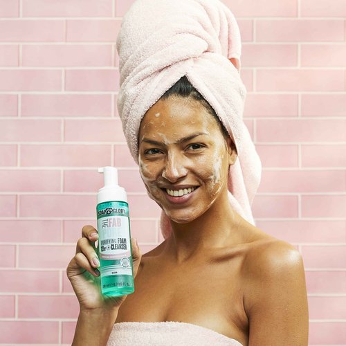 Soap & Glory The Fab Pore Purifying Foam Face Cleanser - Salicylic Acid & Witch Hazel Face Wash - Soft & Creamy Cleansing Foam for Oily Skin (200ml)