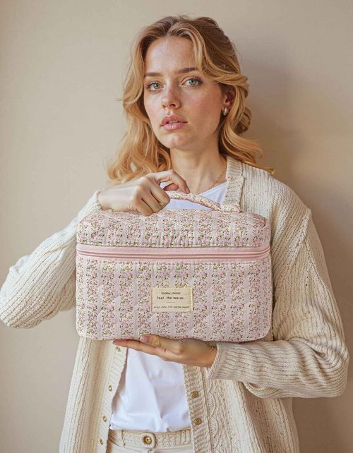 HBselect Christmas Gifts Large Quilted Makeup Bag, Cute Cotton Travel Makeup Bag with Handle, Portable Coquette Floral Make up Bags, Toiletry Organizer Make up Bags for Women Teen Girls Mom