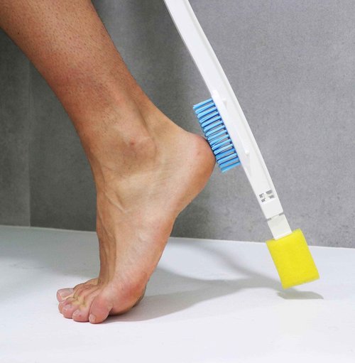 KMINA - Long Handled Foot Brush and Toe Cleaner for Disabled, Seniors, Long Reach Foot Scrubber (Includes Spare Parts)